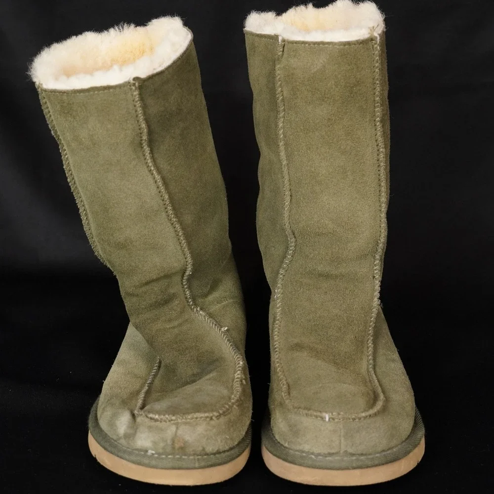 UGG Australia Boots Womens 7 Olive Green Suede Shearling Mid Calf  Suede